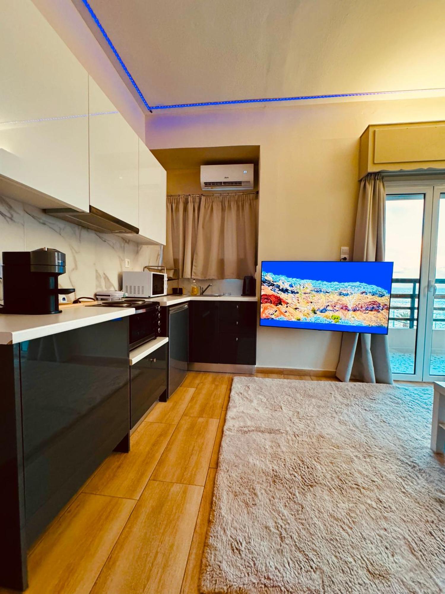 Blue Horizon Gem On The Port Apartman Rafína Kültér fotó