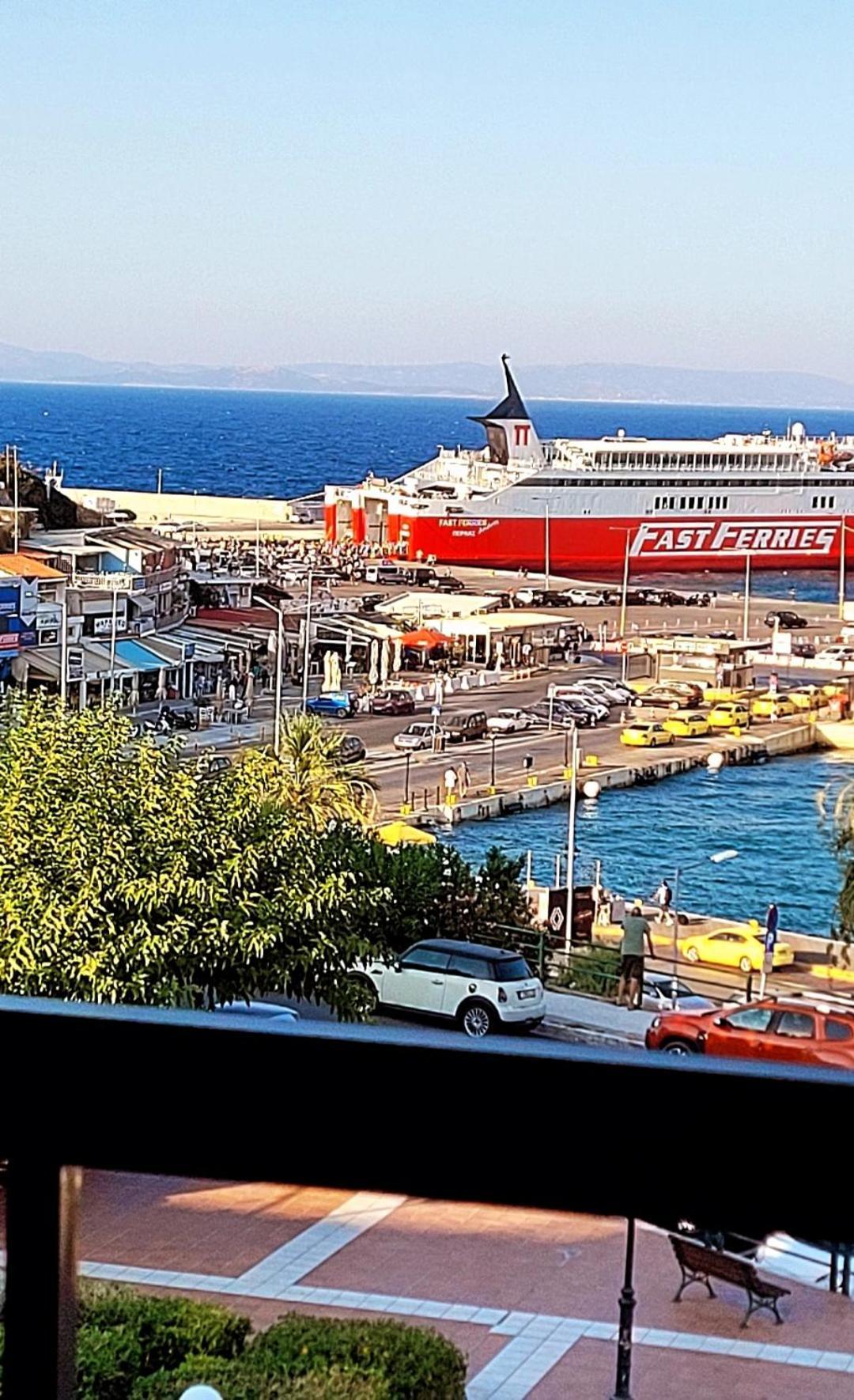 Blue Horizon Gem On The Port Apartman Rafína Kültér fotó